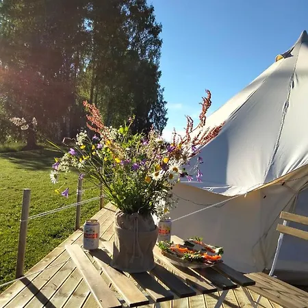 Kunnimaee Glamping Luksustelt *