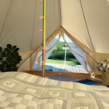 Luksustelt Kunnimaee Glamping *