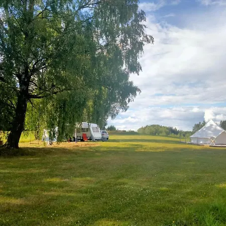 Kunnimaee Glamping Luksustelt Mae-Suhka